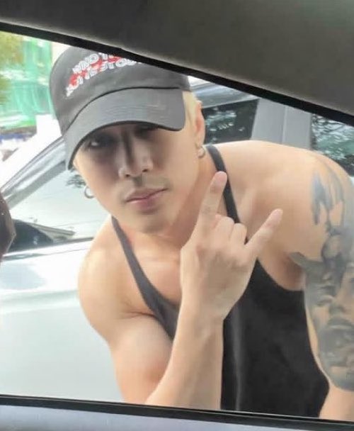 good morning naman sa putok na putok na braso mo bossing! pogiii! 🫠

📷 julius dado fb

#SB19_JOSH #JOSHCULLEN