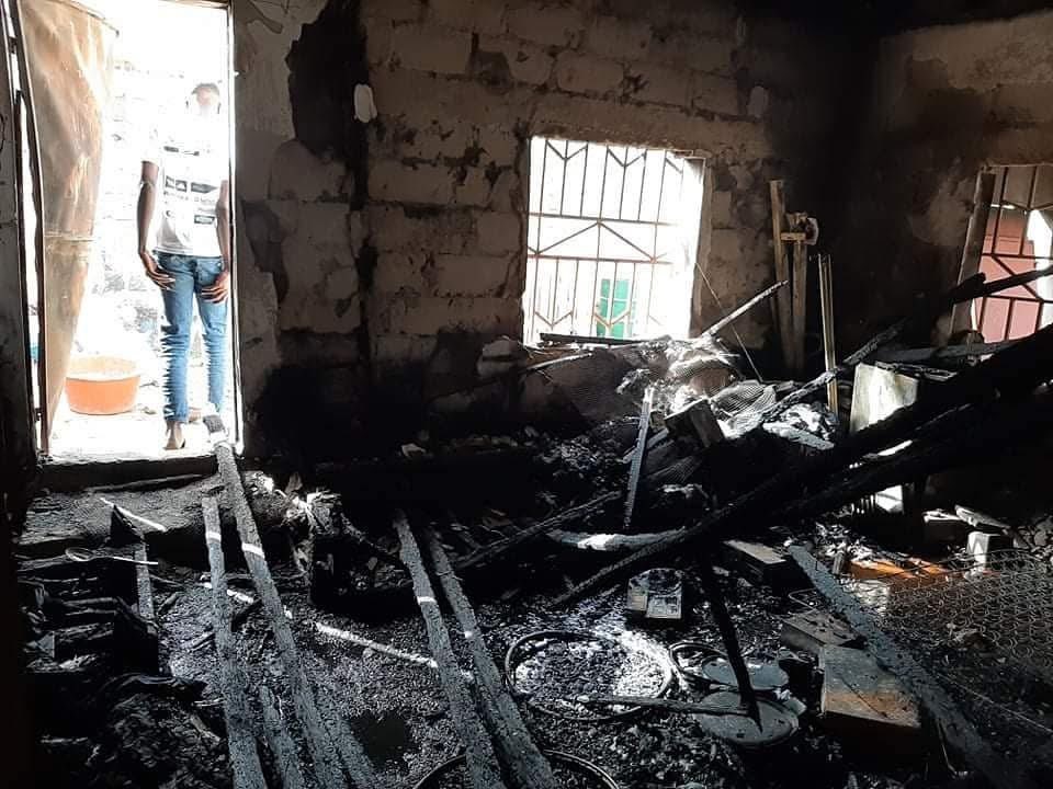 manneh_yus43345's tweet photo. Today our house was burned down due to mixed electrical cables. We have lost everything, and we are in urgent need of help. My two little brothers are suffering, and we do not have a safe place or basic necessities right now. : https://t.co/JVe557IEme https://t.co/RsmeDOMapa