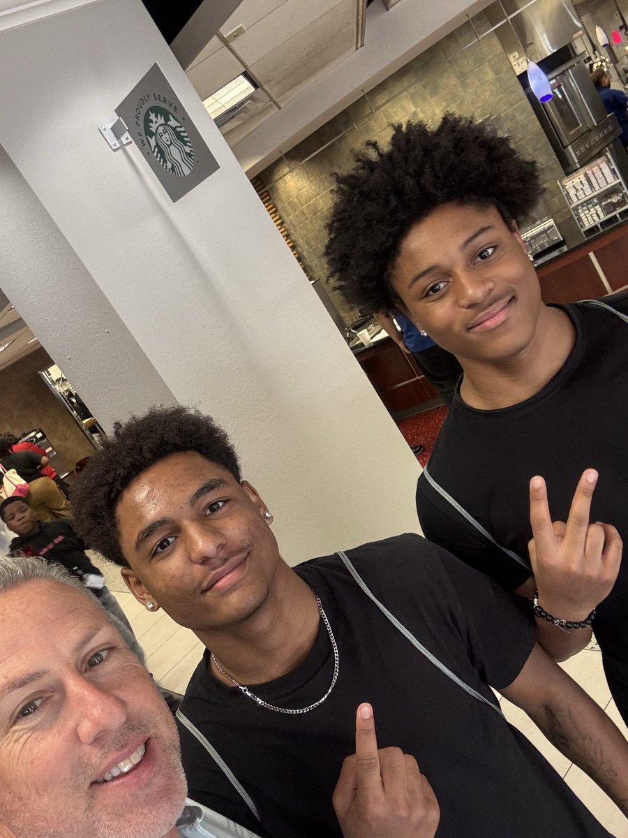 Shane Smith tweet media