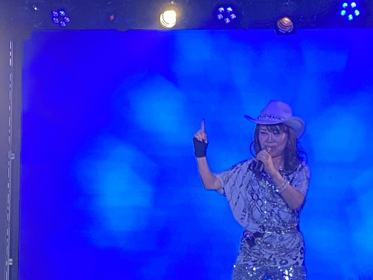 MIQ(MIO)40thセルフカバーアルバム「+1新たな伝説へ」発売中! tweet media