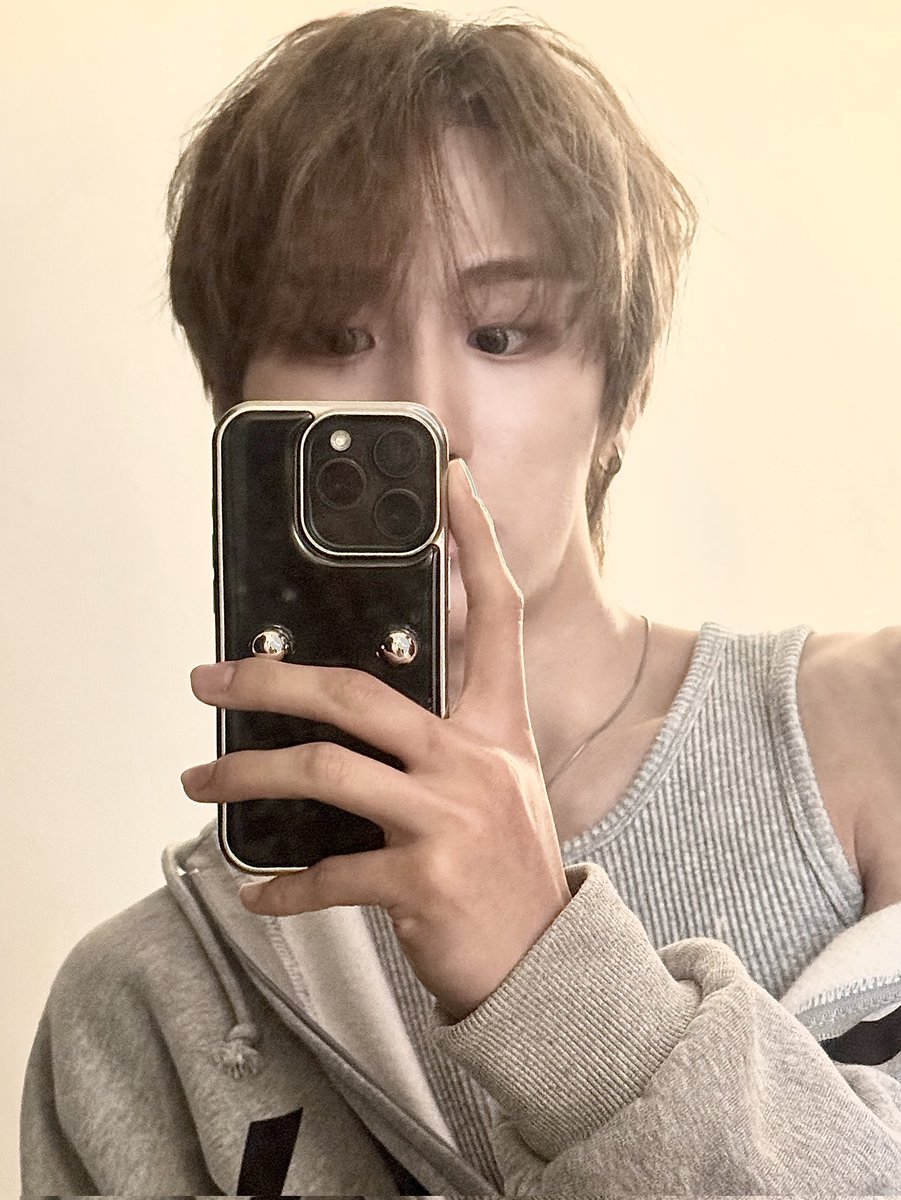 TIOT_NOW's tweet photo. [#민성]
Sunday morning 😉

#김민성 #KIMMINSEOUNG
#TIOT #티아이오티 https://t.co/fWiVOmDwKd