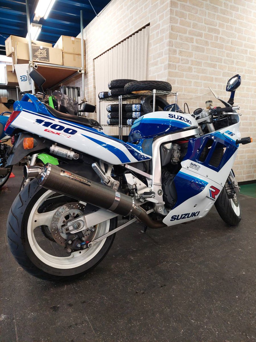 MFD大阪店です！ なんとGSX-R1100入荷しました！ まだ準備中ですがここ
