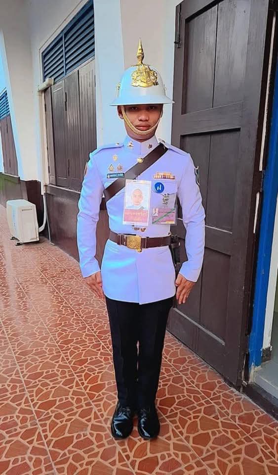 joe_black317's tweet image. สลด พลทหาร เสียชีวิตหลังถูกสั่งขัง อึ้งหนักหลังเผาศพ เจอช้อนสั้น ปนอยู่ในเถ้ากระดูก!!!

 ตรงกับสัปเหร่อสงสัย อะไรแข็งๆ อยู่ในปาก แต่ไม่ได้เปิดดู

พิรุธหลายอย่าง ไม่ให้ดูใบเอ็กซเรย์ บอกแค่ผลชันสูตร!?

21 ก.พ.69 : น้ำ นิชนันท์ วังคะฮาต อดีตผู้สมัคร สส.พรรคประชาชน