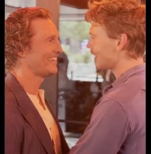 <a href="/escapefrommelos/">Melian Refugee</a> This actually looks more like a face than whatever your mind’s conceived