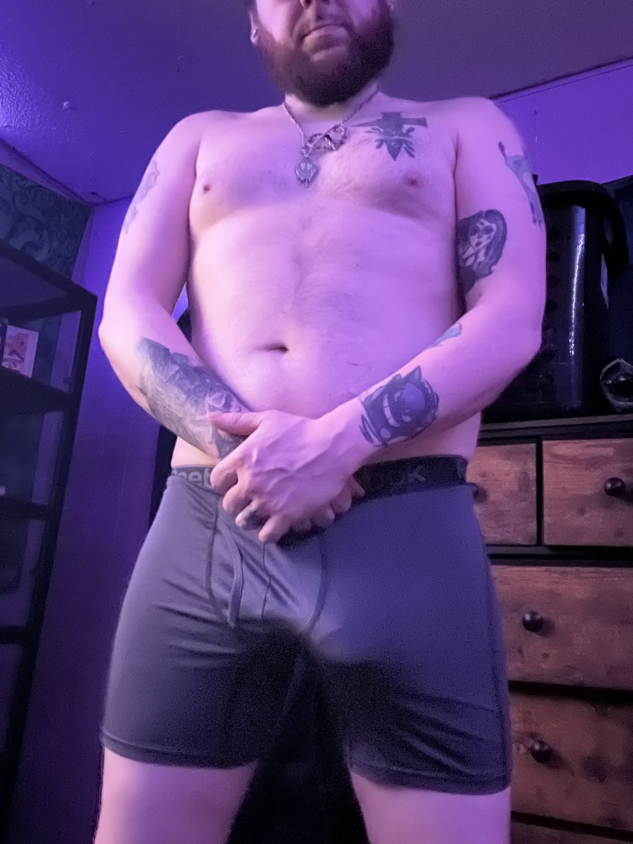 Daddyapocalypse's tweet photo. Sexy Saturday my good little sluts… #daddy #nsfw #dickprint #sexysaturday #onlyfans #bwc #tatted #bearded https://t.co/3aSS8j15yB