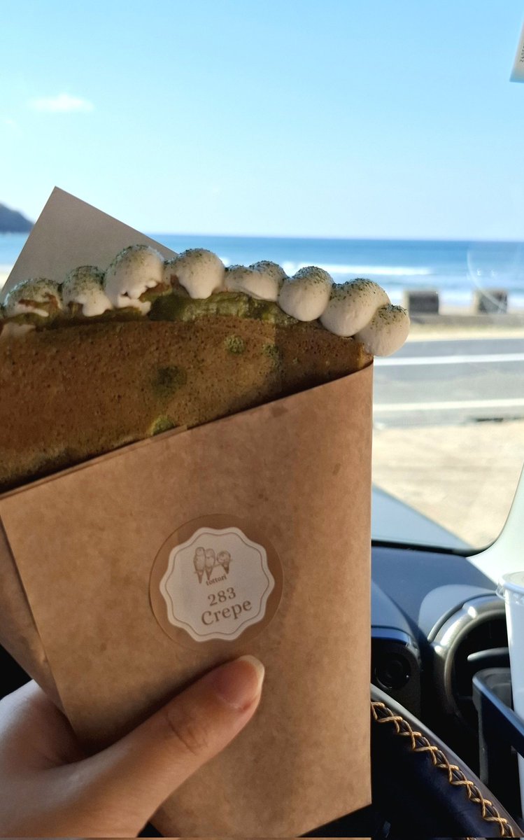 makoJohnny's tweet photo. めちゃ並んだけど、パリパリでうま！ https://t.co/H2QWnLbL6K