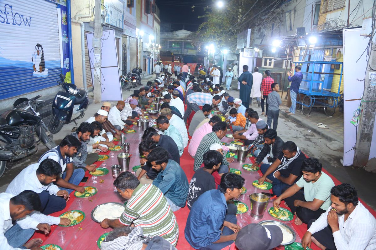 ✨ On the Auspicious Occasions of Holy Month of Ramzan-2026 ✨

Day 3 of the Saheri Programme was successfully completed at NRR Puram, Site-1 near Kaman, Borabanda organised by Md. Baba Fasiuddin, Corporator Borabanda &amp; Former Dy.Mayor, GHMC.
#Ramzan2026 #Saheri