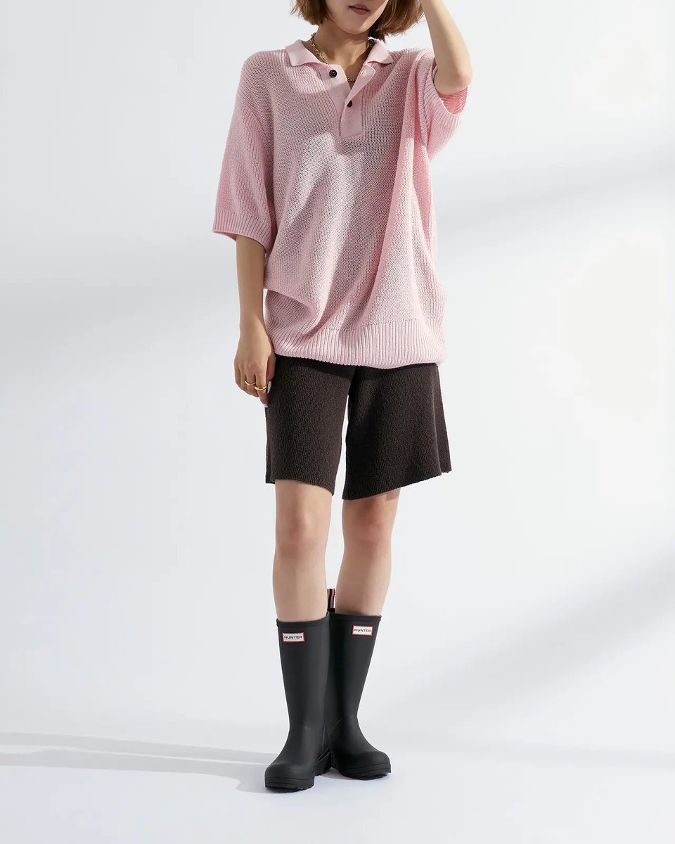 職人の手作業によって作り出される「ハンター」のレインブーツは、品質