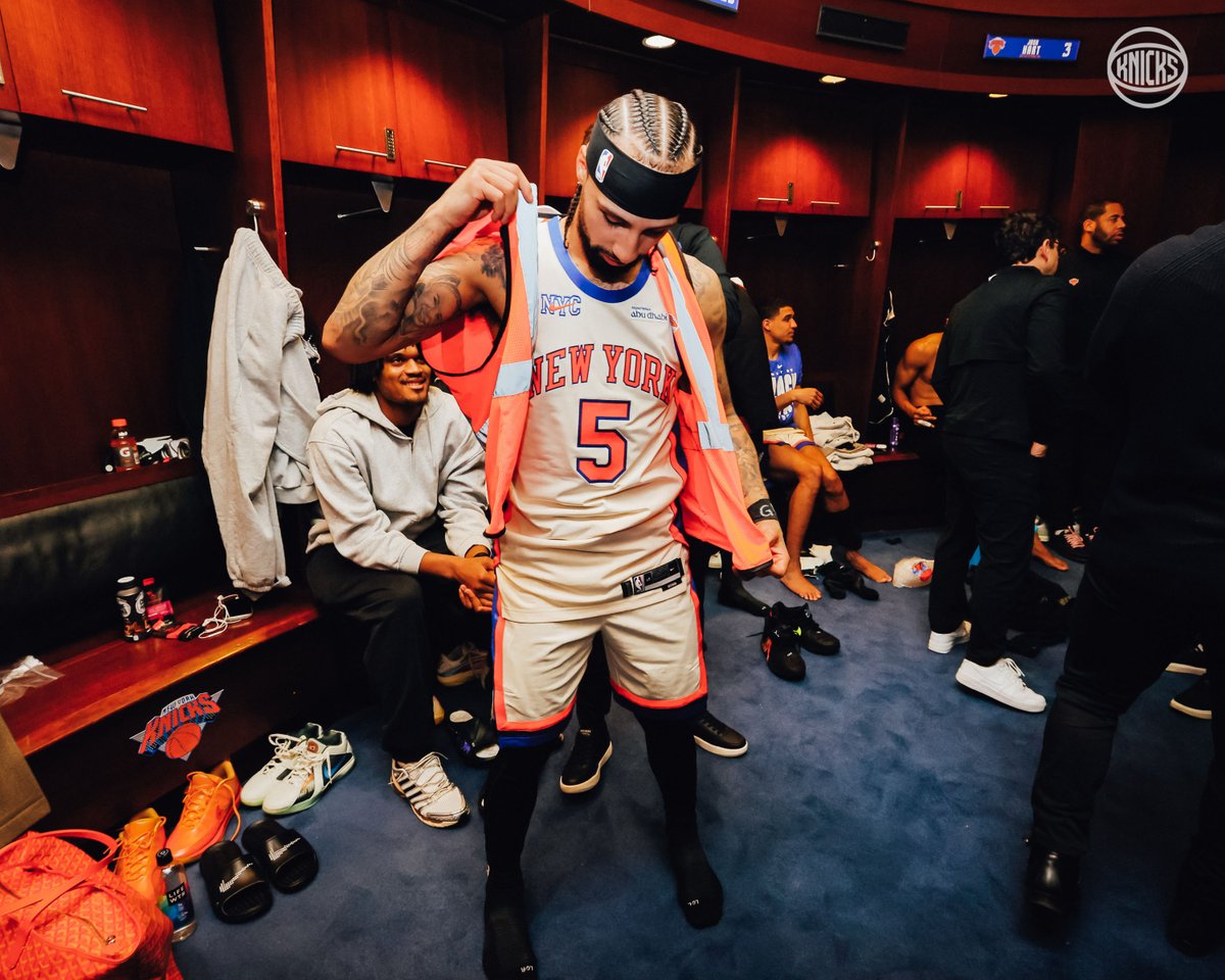 NEW YORK KNICKS tweet media