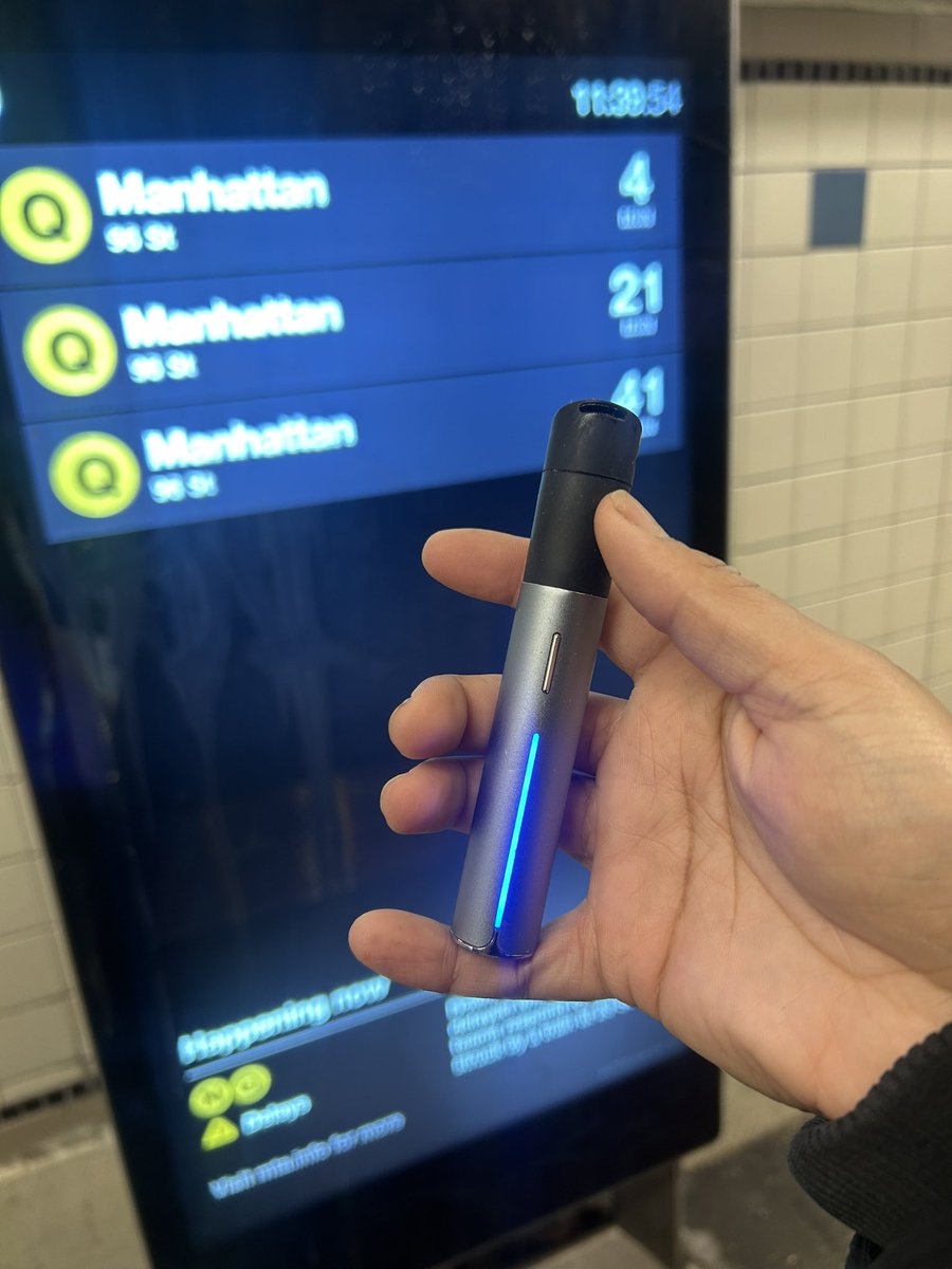 izzy 😮‍💨 tweet media