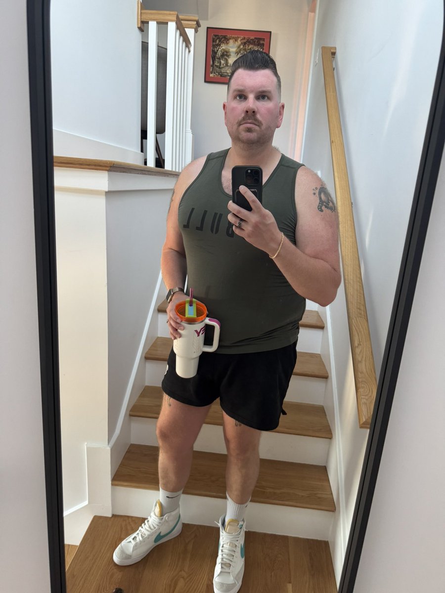 BearOfTheBall's tweet photo. K fine I’ll bite https://t.co/HDZurucQ2J