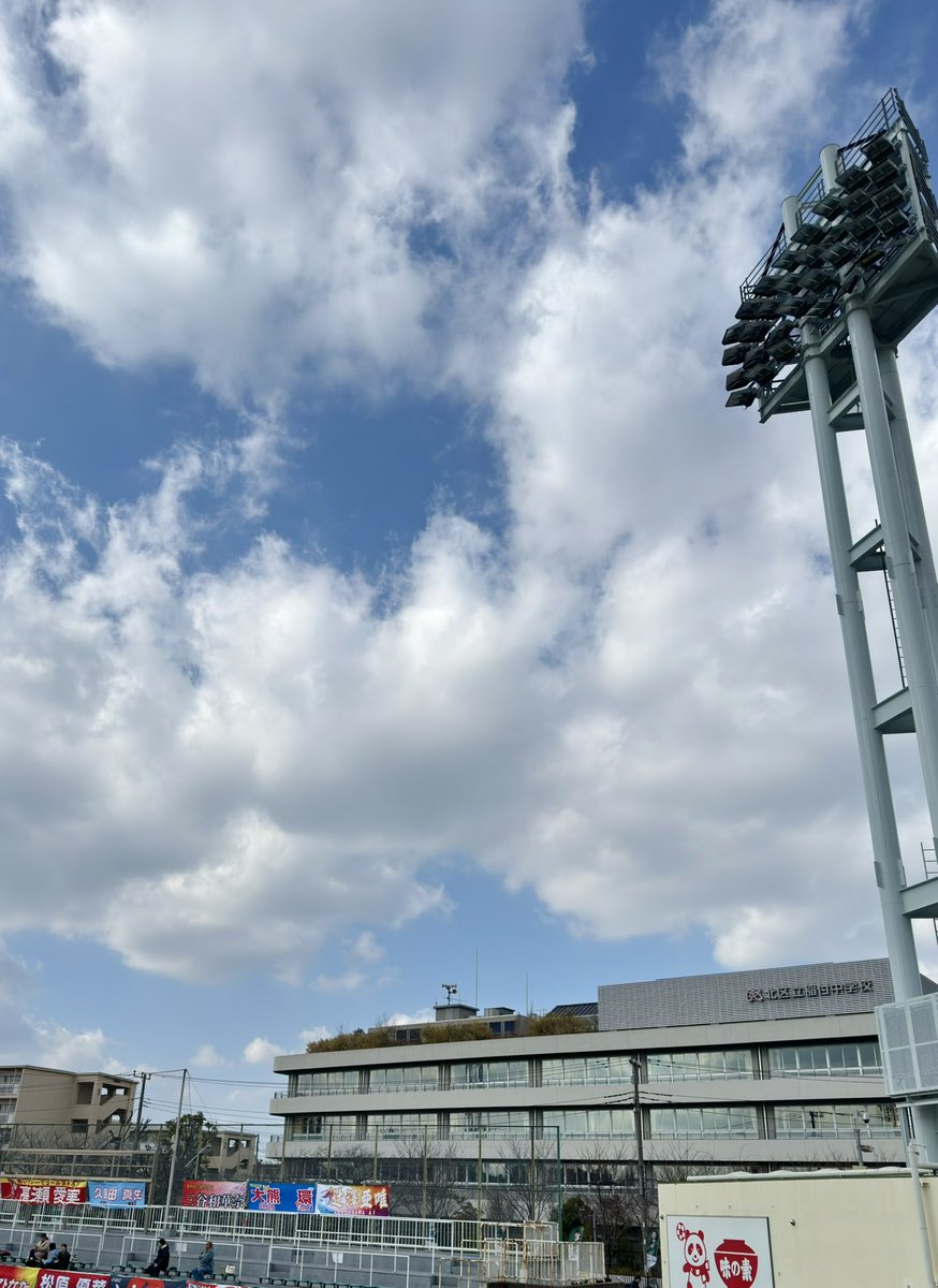 ko_sei1969's tweet photo. 稲中の校舎が綺麗になっていてびっくり https://t.co/bngBpqL1j1