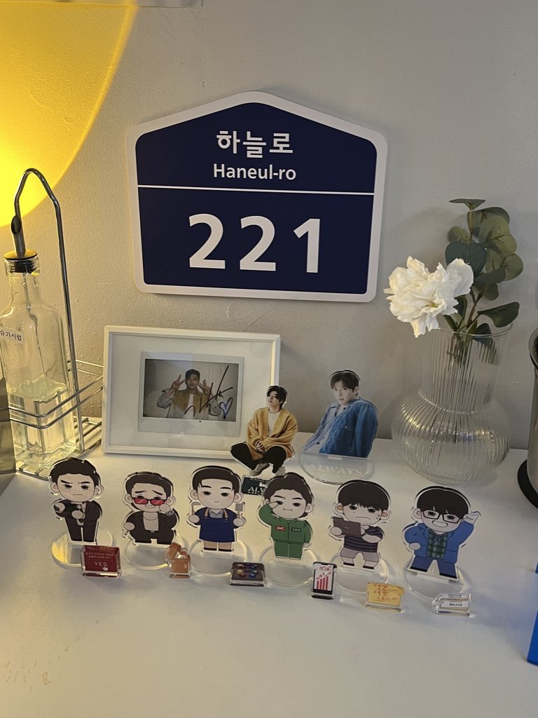 그늘 tweet media