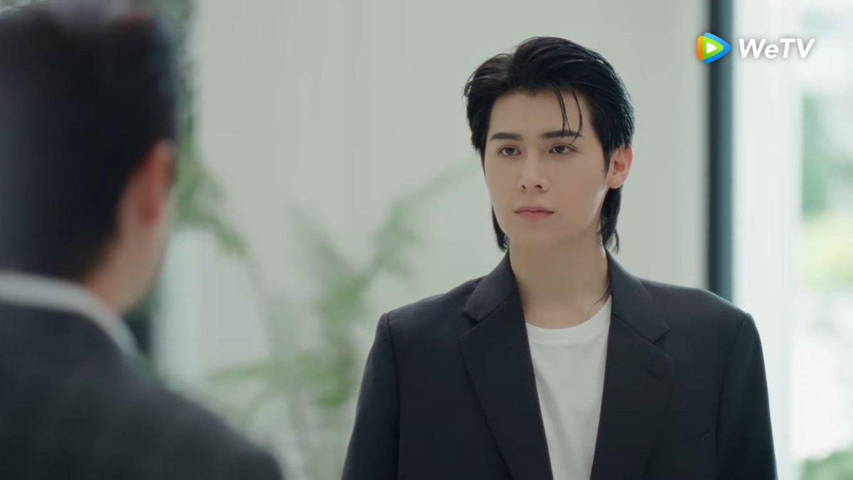 ไม่ท้าทาย ไม่กลัว มองนิ่งๆ ยกกล้ามเนื้อใบหน้านิดหน่อย แบบ นี่หนะหรอ เคน.. 

เคลวินจะไม่ใช่เหยื่อของแกรอีกต่อปัยย ✨️

#Peatwasu #Taostp 
#YesterdayTheSeries  
#YesterdayEP3