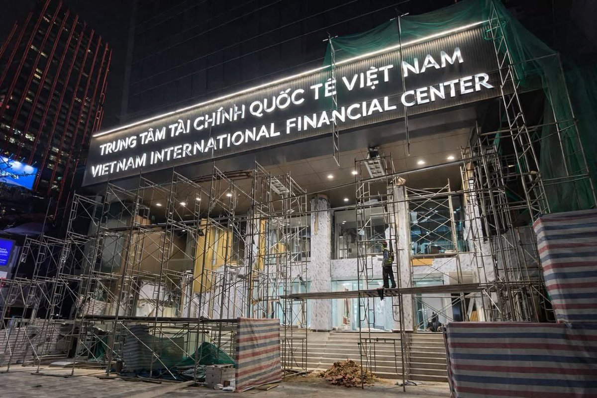 dablufee (✱,✱) tweet media