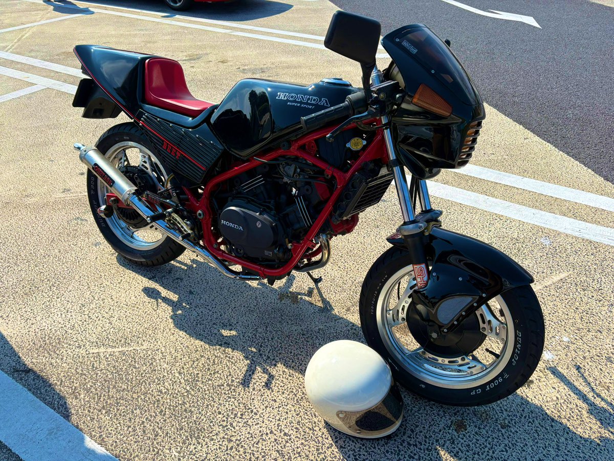 超希少完全オリジナル実走行たった3289km！外装エンジン足元まで極上