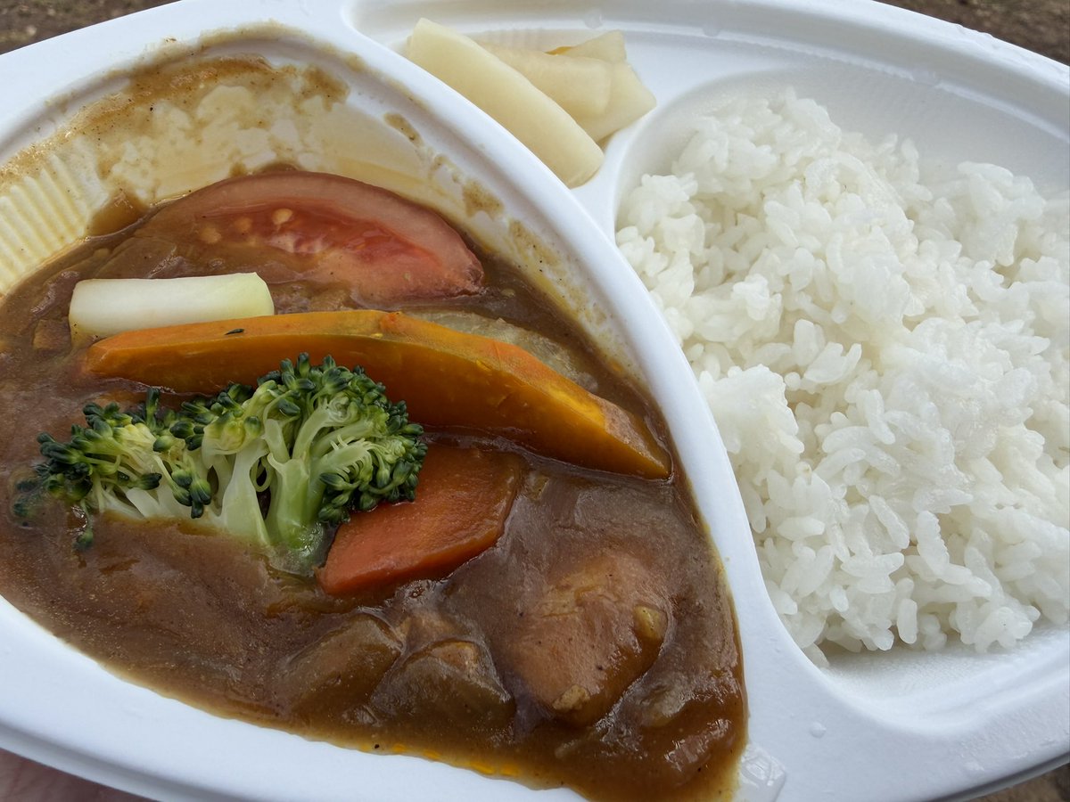 ちょっとリコ活
久しぶりに花いなりさんのおいなりさん
気になってたまかないカレーも美味しかった 