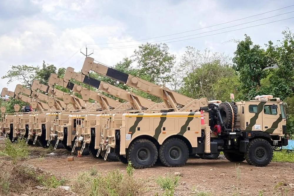 LCA Tejas Fan🇮🇳 tweet media