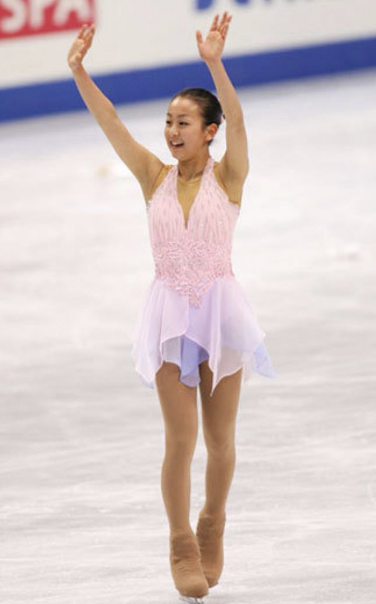 <a href="/paul_432/">ぽ〜る</a> 浅田真央ちゃんの初代ノクターン衣装。
優雅で美しい振り付けにすごくよく合ってました🥹