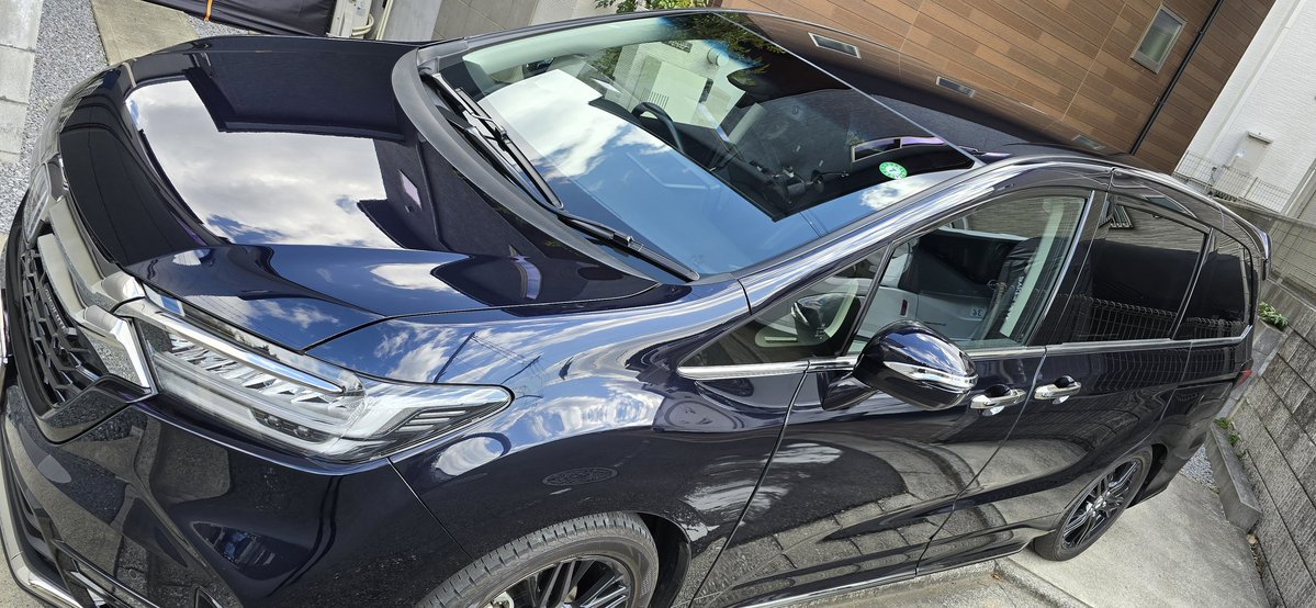 車を初磨き！目立たないけど積み重なった小傷が艶をボヤかしてたん