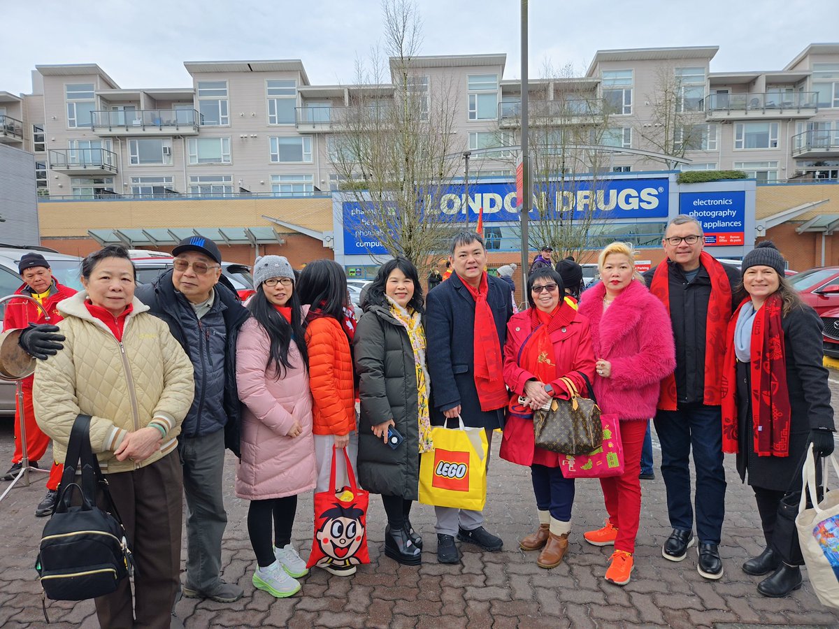 Lenny Zhou 🇨🇦🇺🇦 tweet media