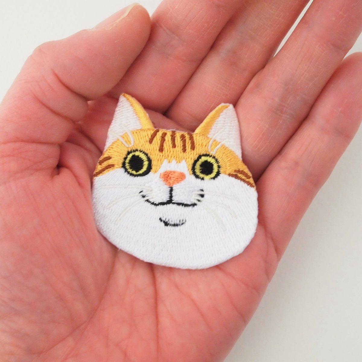 猫の日ですからね。。 このかわいいネコ様ワッペンを推したい。 「ネコ