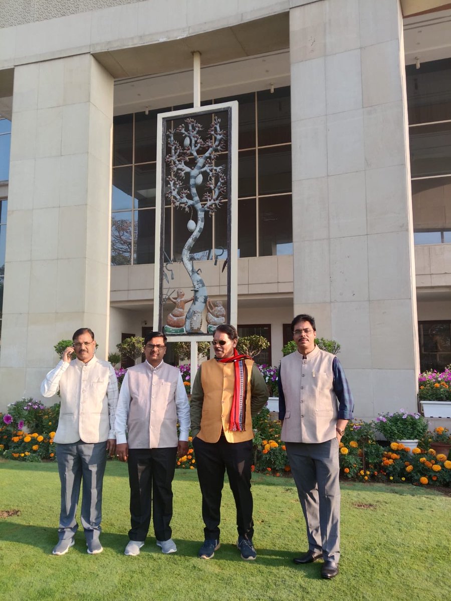 KRMSSOrg's tweet photo. At International Conference- Digital Society &amp; Human Values Reimagining Integral Humanism in the AI Era #ABRSM #Internationalconference #DigitalSociety #HumanValues https://t.co/TYWOhYsNix