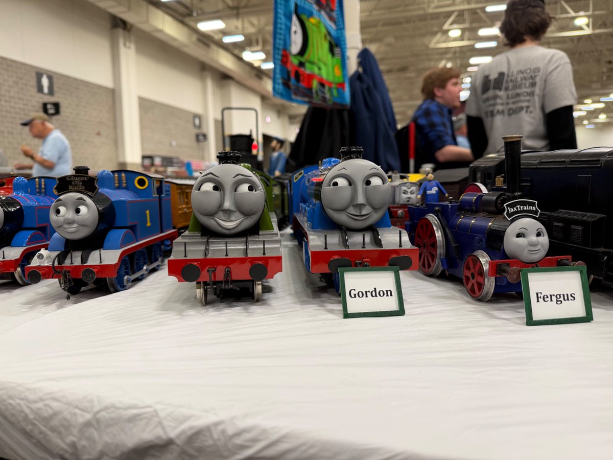 MTMediaTweets's tweet photo. Got to meet the great folks at @NWModelers today and check out their awesome work! https://t.co/oem85FqKSg
