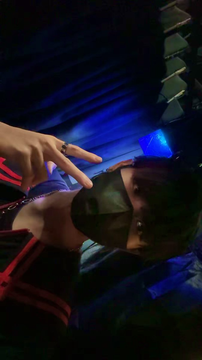 kakihazu's tweet photo. ⠀ 
1stワンマンライブありがとう！
⠀ https://t.co/Qinu8FcLq6