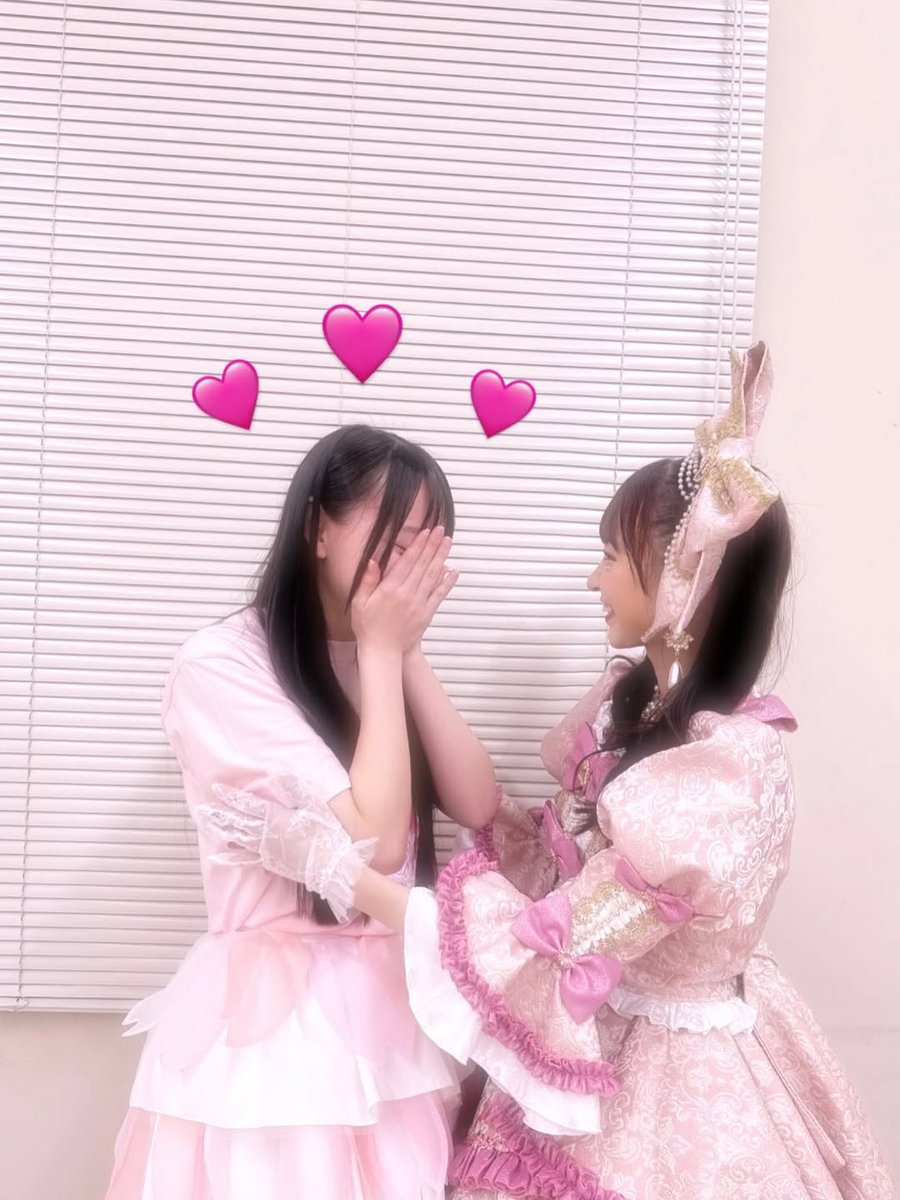 ouka_intl's tweet photo. From #南澤恋々's IG post

だいすきで推しの🌸さんの卒業コンサートから1年

ずっとだいすき

会いたい... 💭💗

 #末永桜花 #SKE48 https://t.co/SX876XVfE1