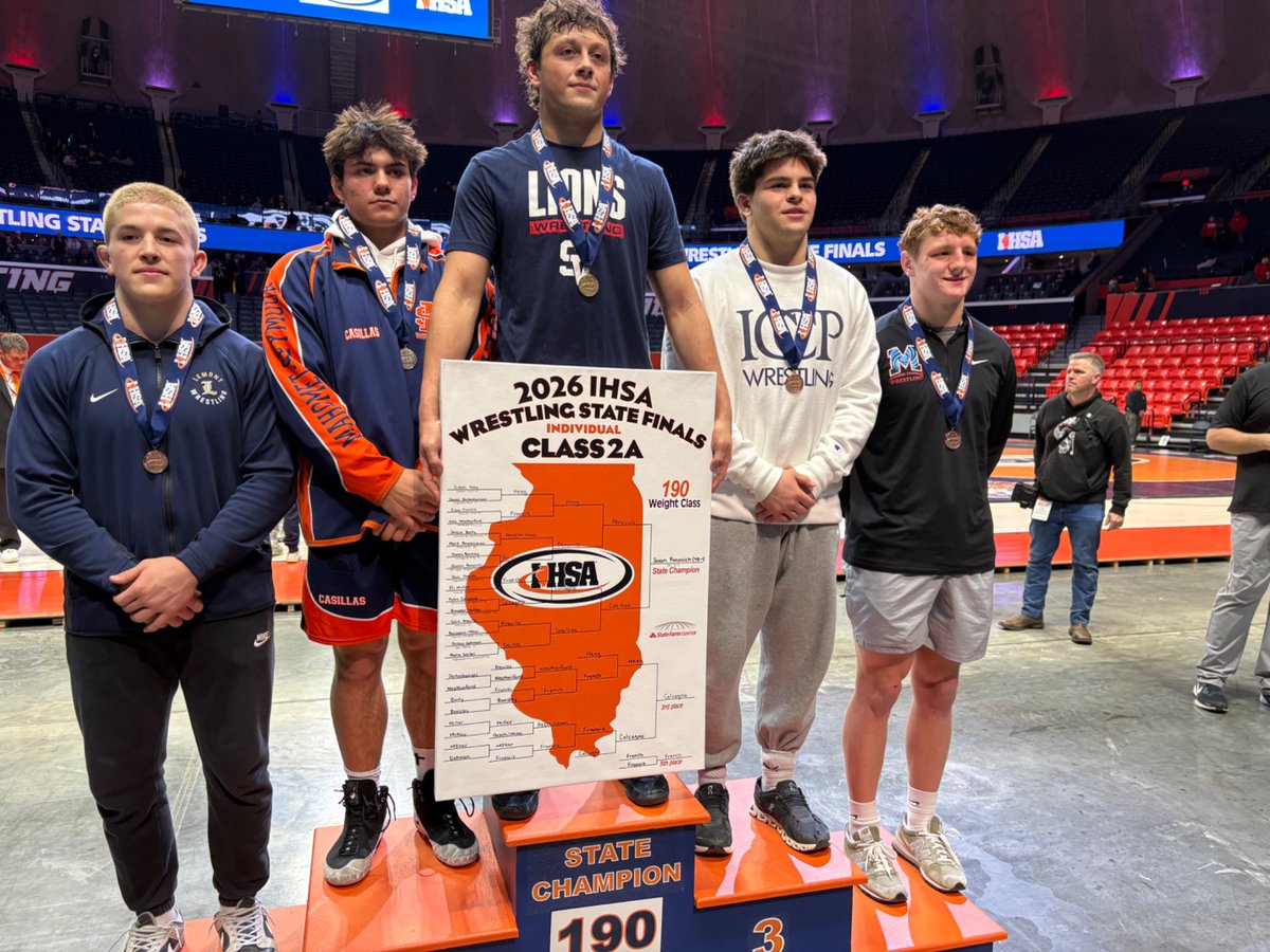 Saint Viator Wrestling tweet media