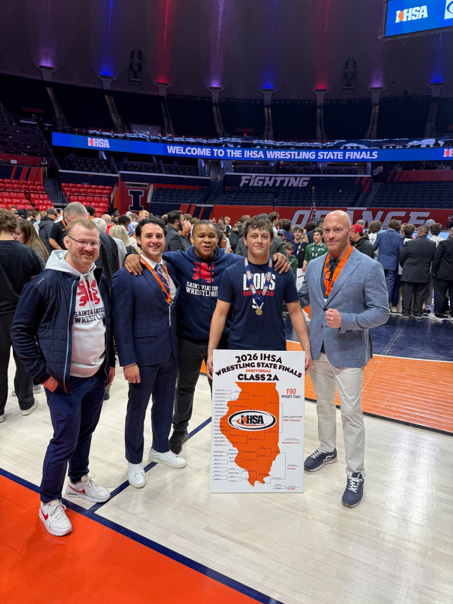 Saint Viator Wrestling tweet media