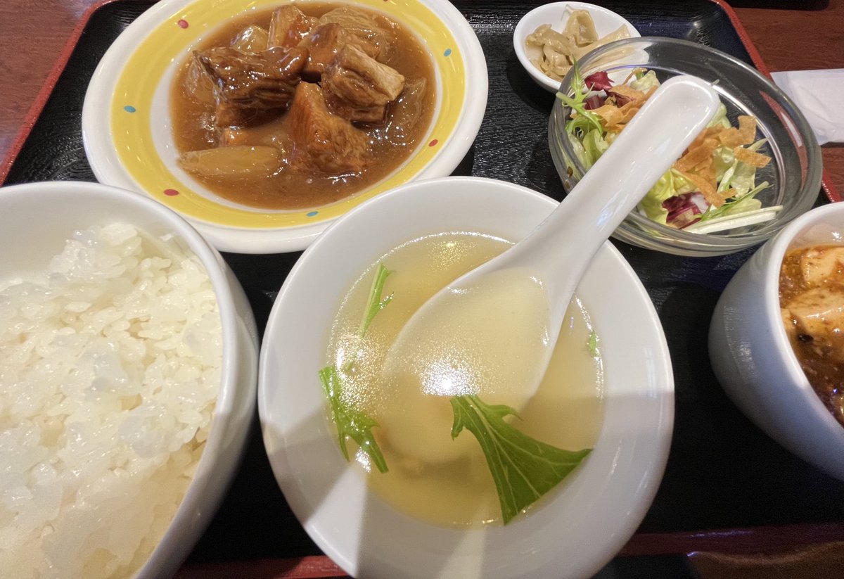 角煮ランチを食べてから店内に戻ったら、すでにメチャ出てるのも