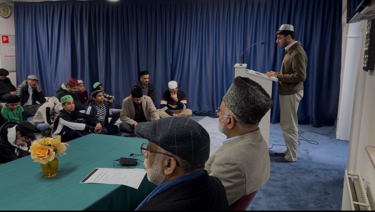 Mobarak Moskee tweet media