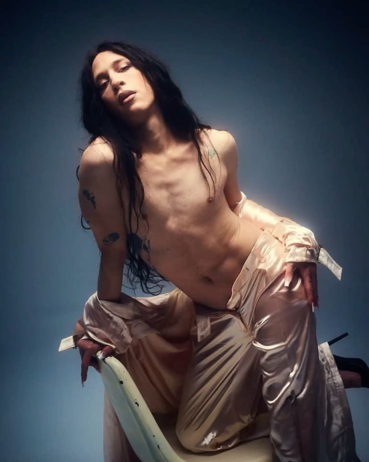 The monumental virtue of man. tweet media