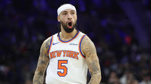 4eme QT fantastique pour Jose, 5 steal et + 19 pour lui.

Les knicks finissent le match avec Jose et Brunson. Tellement heureux pour lui.