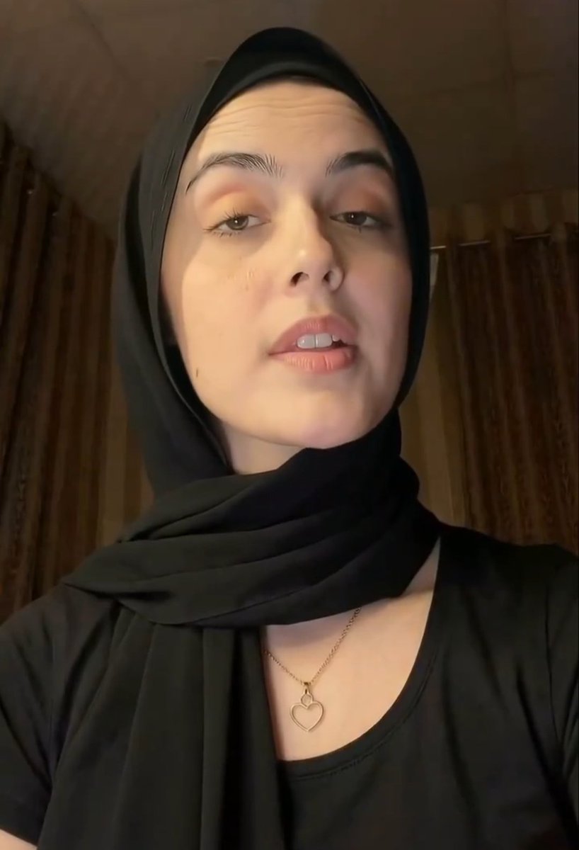 قرۃ العین tweet media