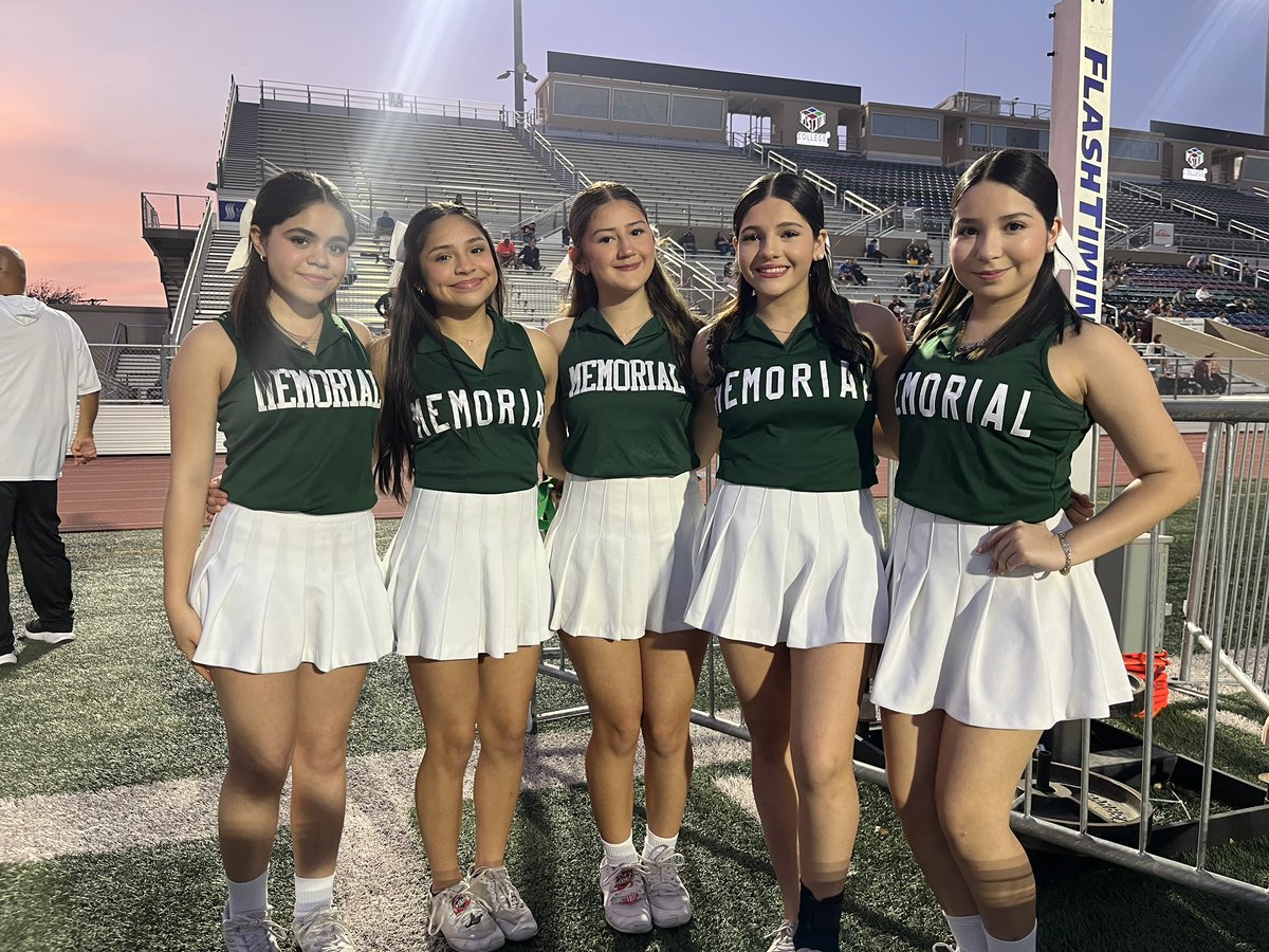 Wolverine Cheer 💚💕📣 tweet media