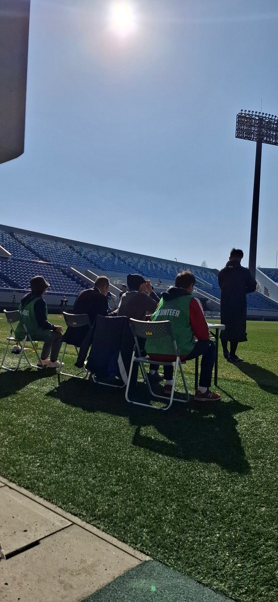 タグラグビーの試合では選手交代の確認やビブス、タグの受け渡しや回収などのお手伝いをします

#ボランティア
#熊谷ラグビー場
#ラグビー
#タグラグビー
#BAND