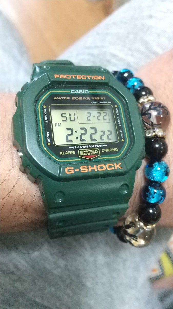 午後の時計チェ~~ンジ やってみた… グリーンスピード復刻版 DW-5600RB