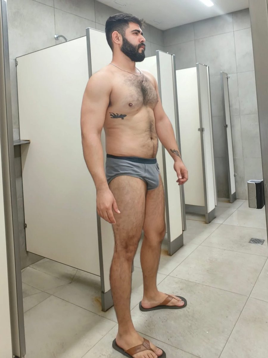 Machoscuriososs's tweet photo. 🥵🥵🥵 https://t.co/nc5nC3xNoA