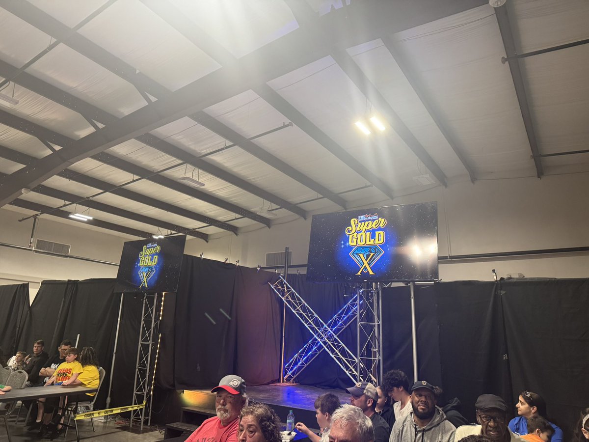 Walker Stewart (ウォーカー・スチュワート) tweet media