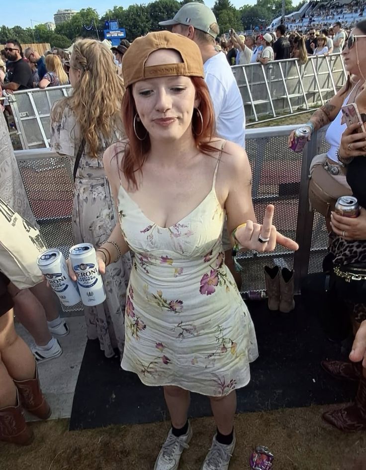 roses4winona's tweet image. How someone can't love Amybeth, I'll never know.