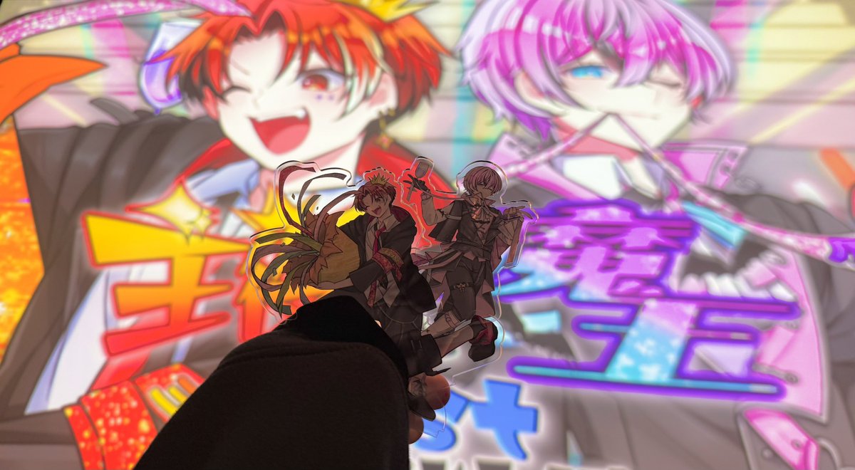 まかろん tweet media