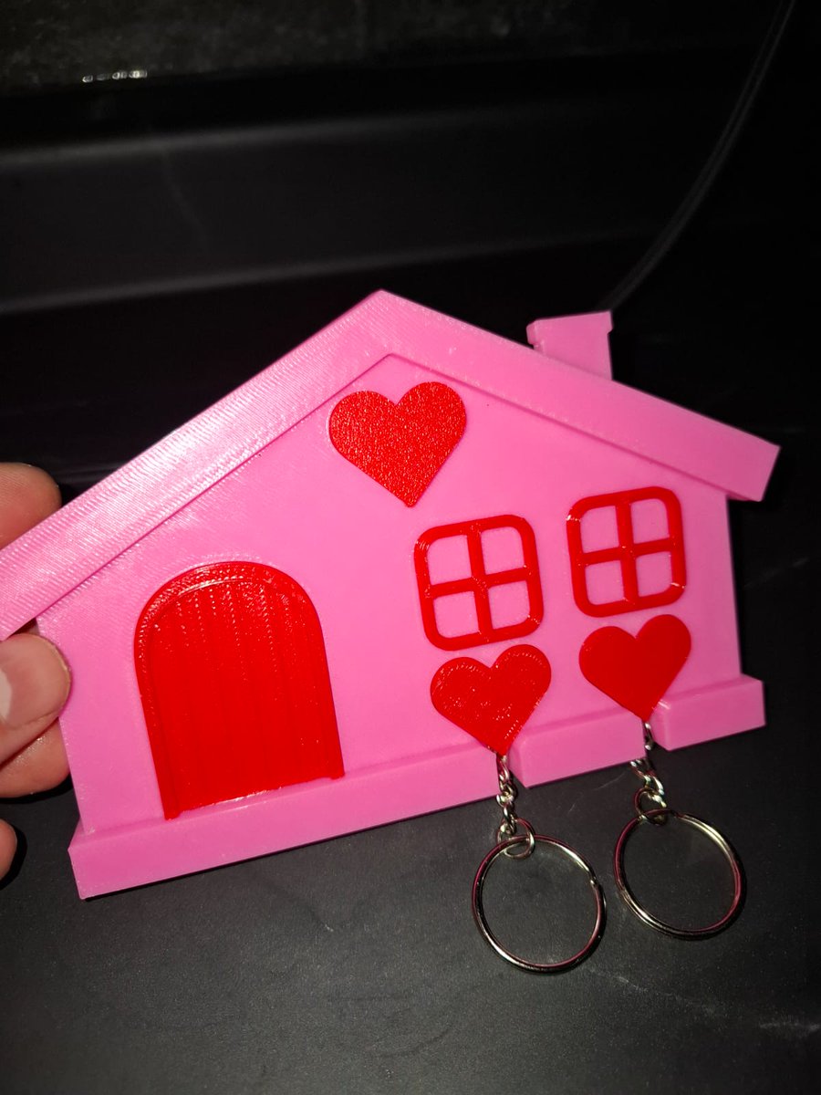 Blaerov's tweet photo. Sweet Home Valentine Key Hanger – Dual Heart Edition 🏠❤️

Llaveros de corazón extraíbles que encajan en su hogar. ¡Diseño propio!

🔗 https://t.co/twdmUh4v8U

#CrealityCloudValentineModels #CrealityCloud #3DPrinting #Valentine #Creality https://t.co/YNpCbMjhLC
