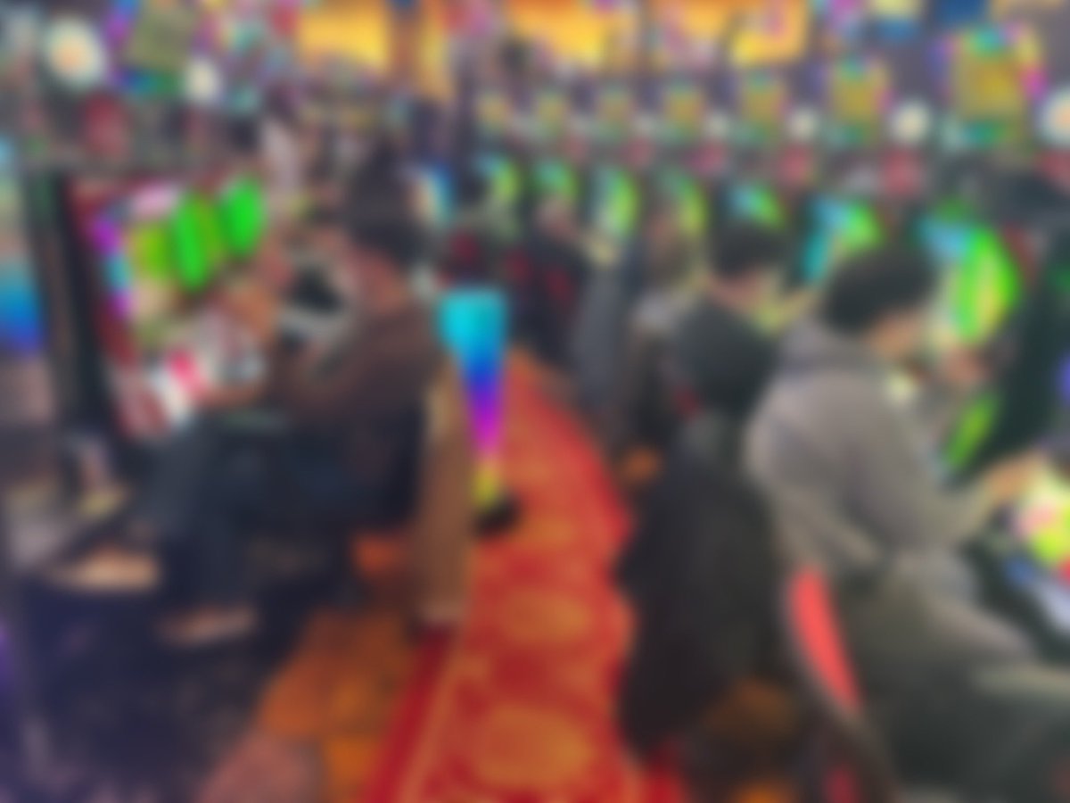 お昼すぎて店内メインはまじで空かない💦 前回の伝説の刻もかなり出て