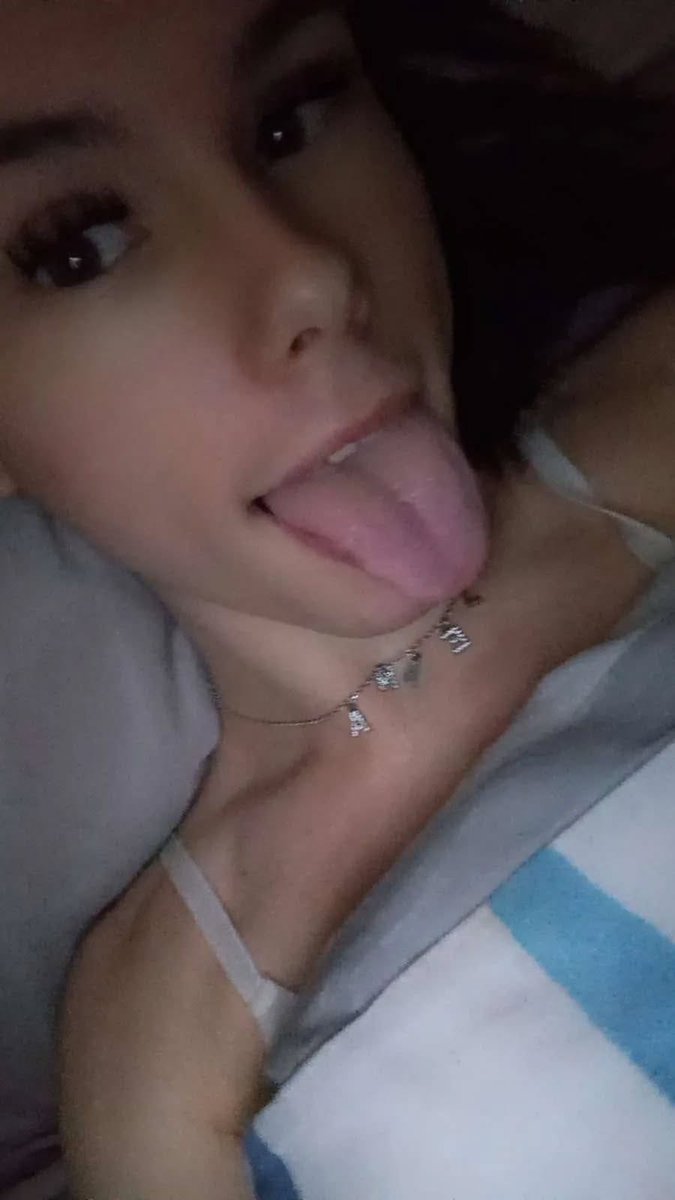 Leanaxoff's tweet image. 💦