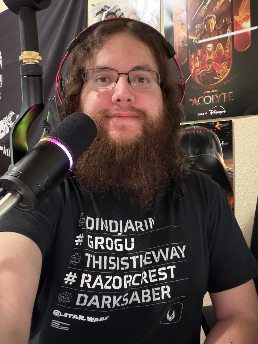 Live! Reacting to new Sweet N Sour Podcast episode then gaming, come hang out and chat or lurk❤️ twitch.tv/StarWarsLoreGuy