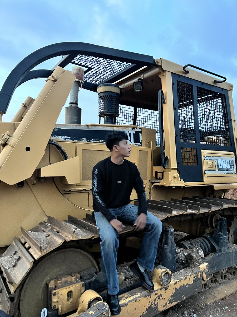 alxversion tweet media