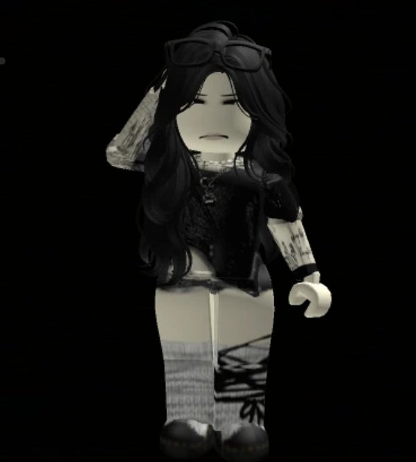 Acho mo engraçadinho jogar com minha irmã pq fica duas coisas pálidas com tudo preto em um monte de jogo fofo e rosa